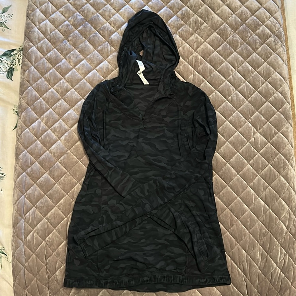 Lululemon Black Camo Hooded Pullover